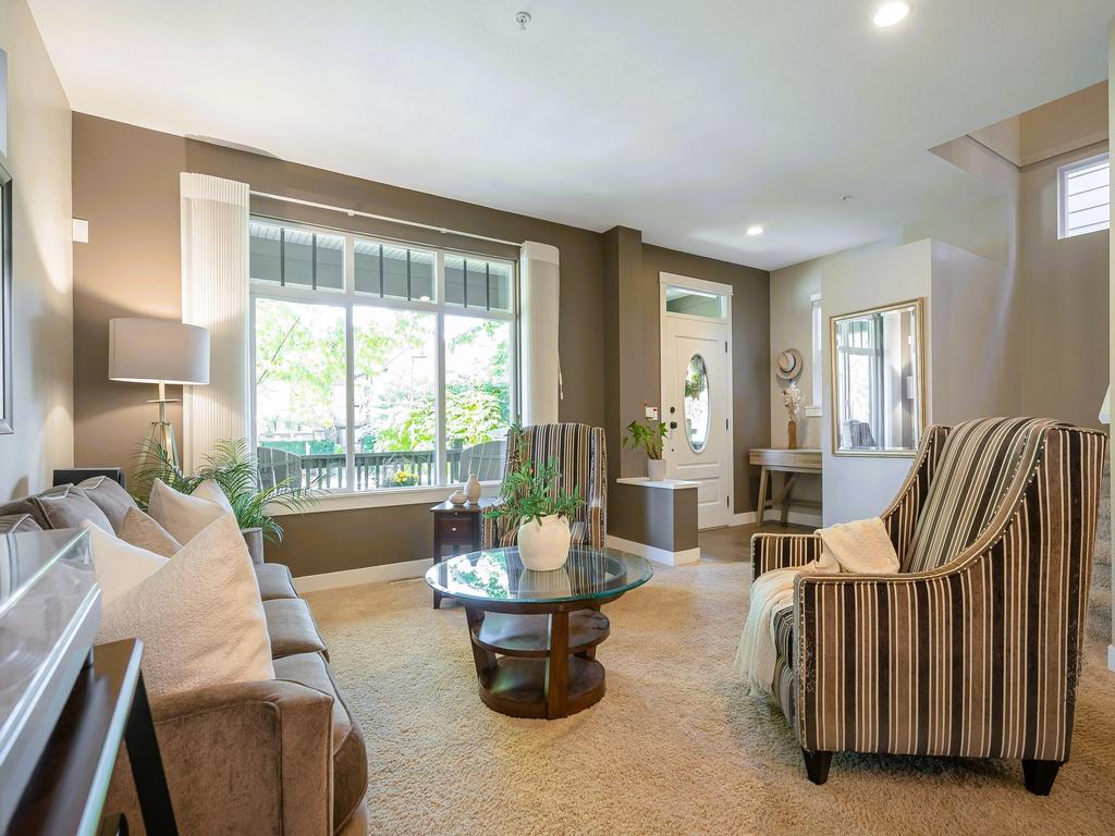 Listing Image for R3084894