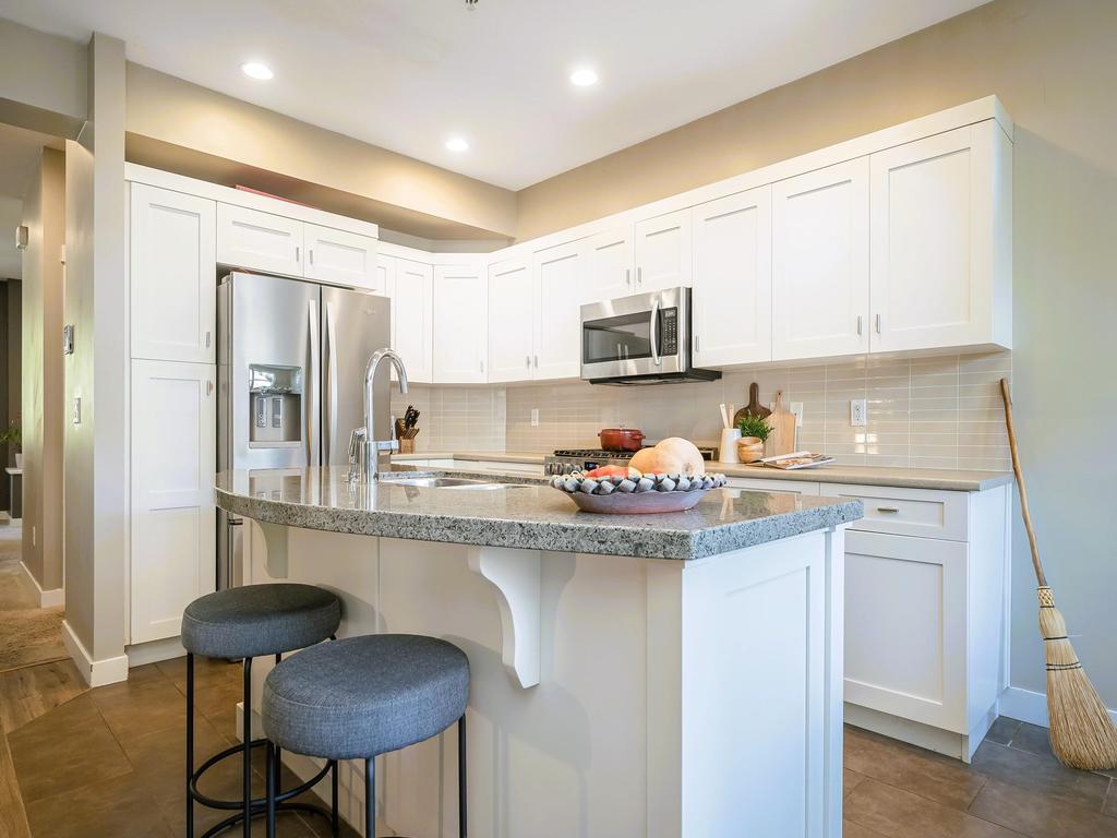 Listing Image for R3084894