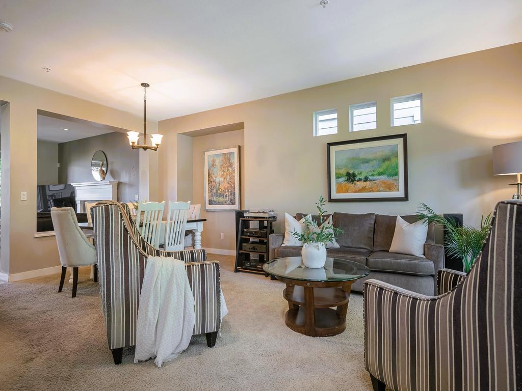 Listing Image for R3084894