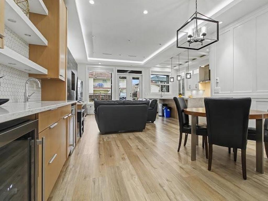 Listing Image for R3084922