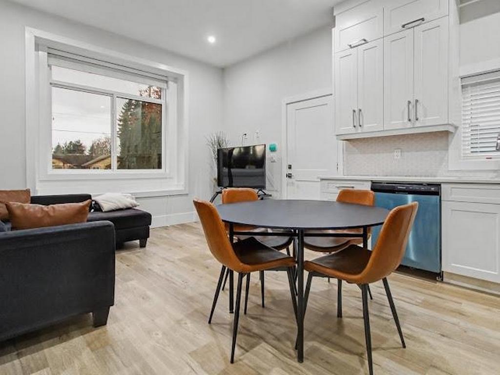 Listing Image for R3084922