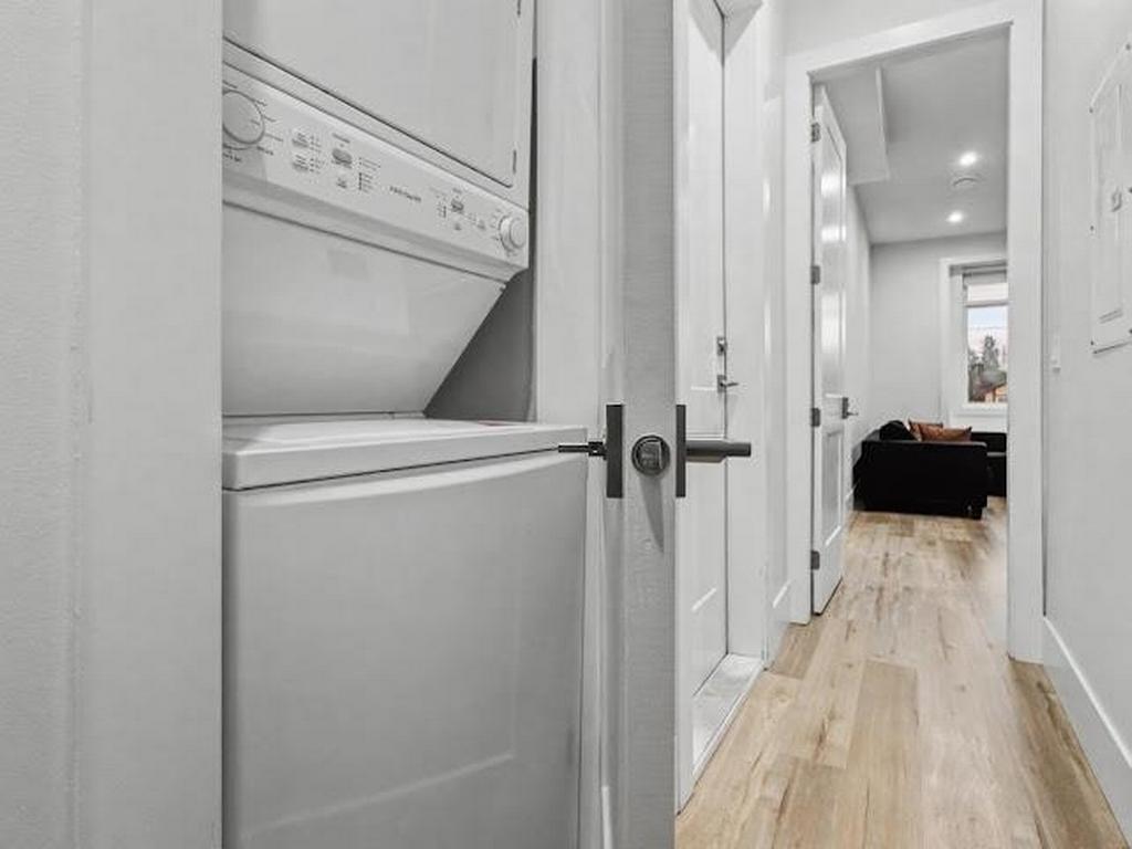 Listing Image for R3084922