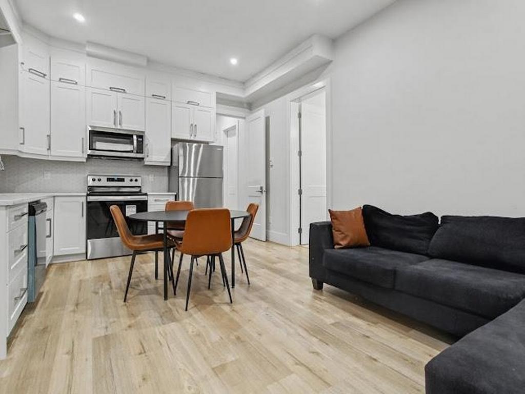 Listing Image for R3084922