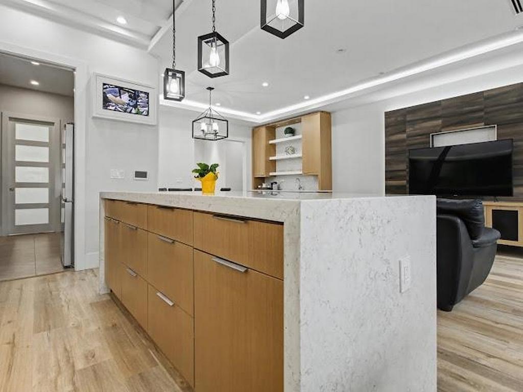 Listing Image for R3084922