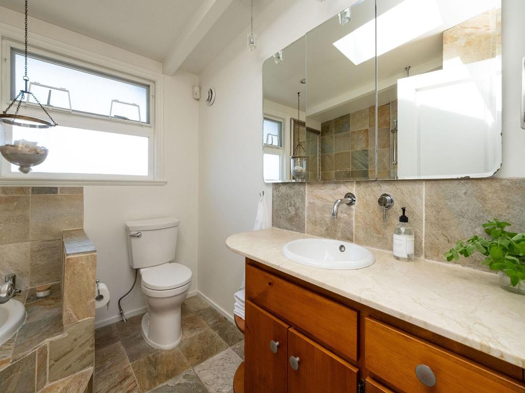 Listing Image for R3084940