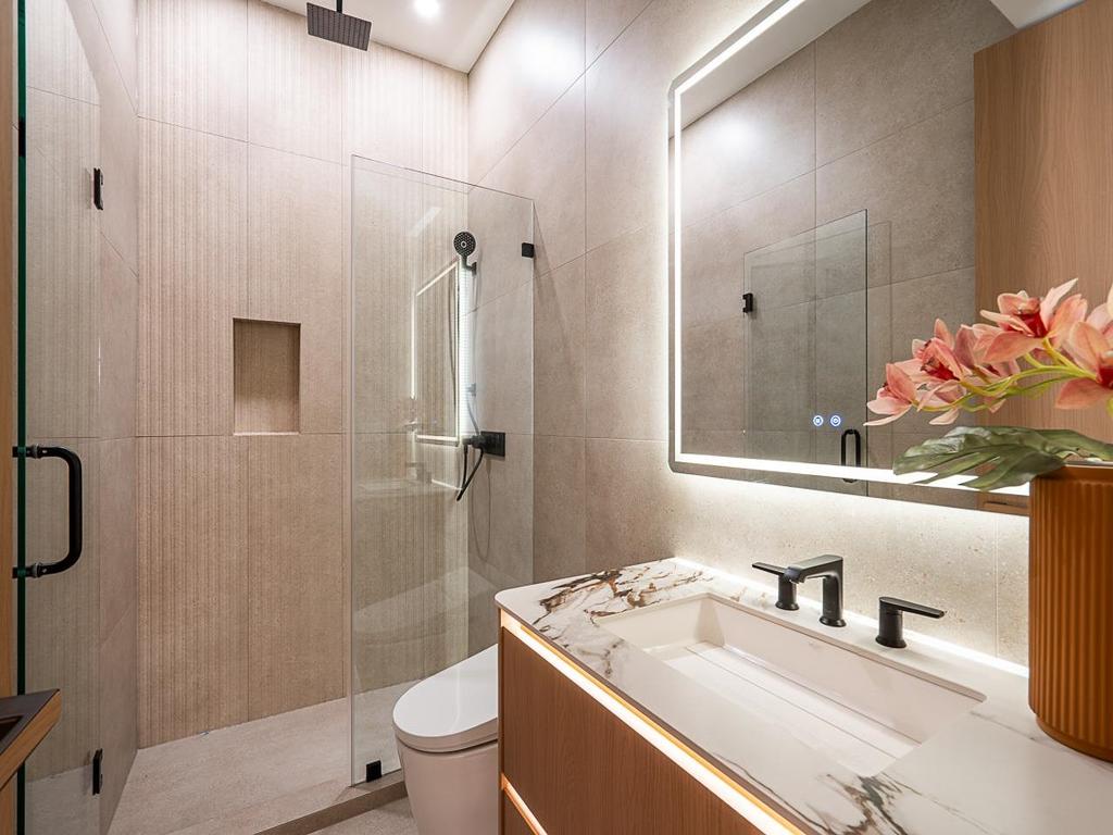 Listing Image for R3084946