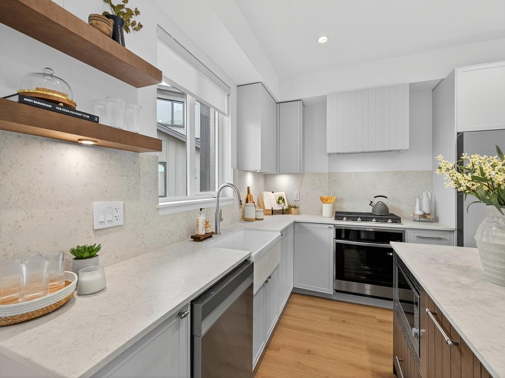 Listing Image for R3084957