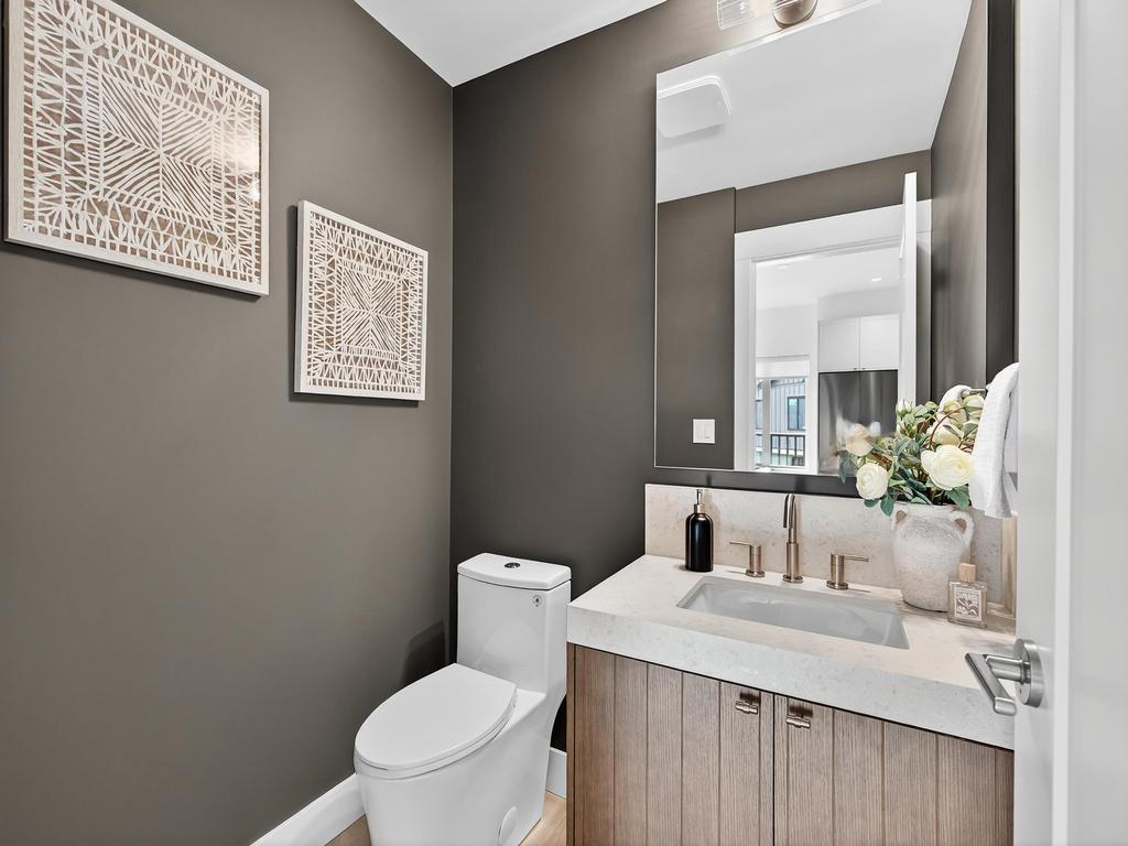 Listing Image for R3084957