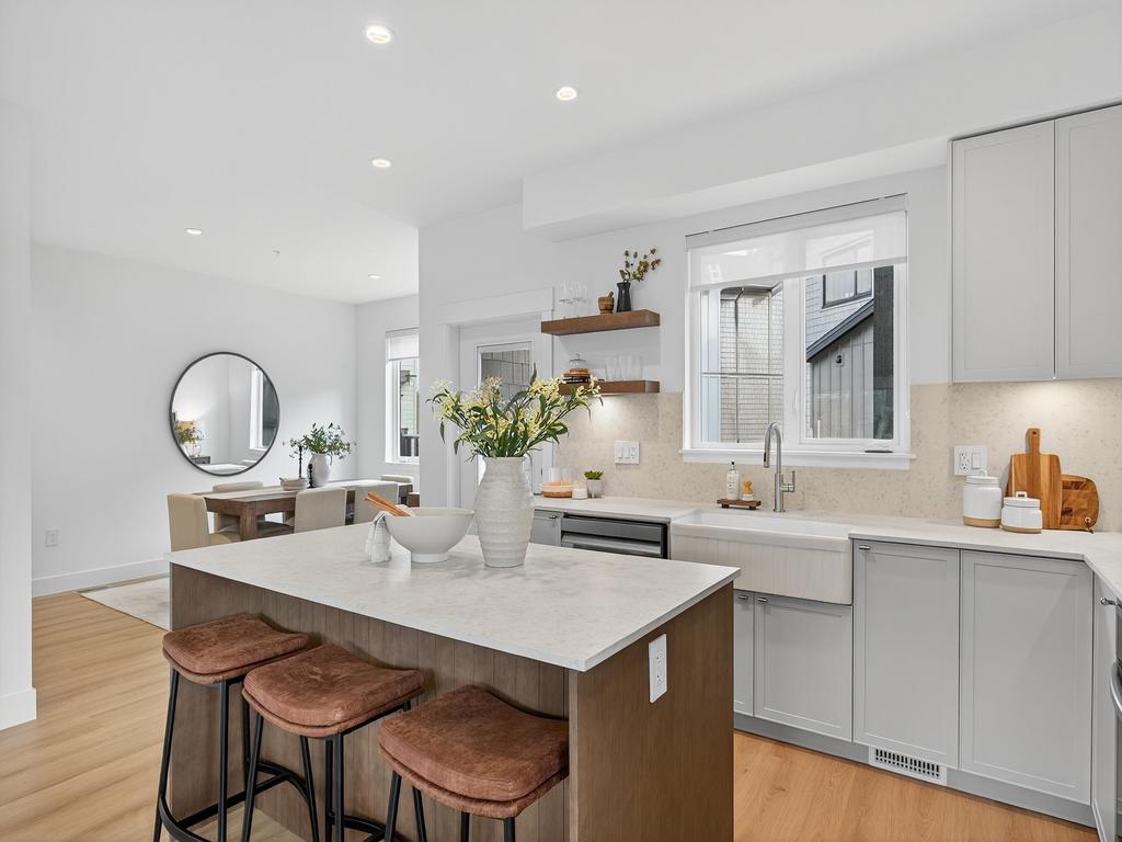 Listing Image for R3084957