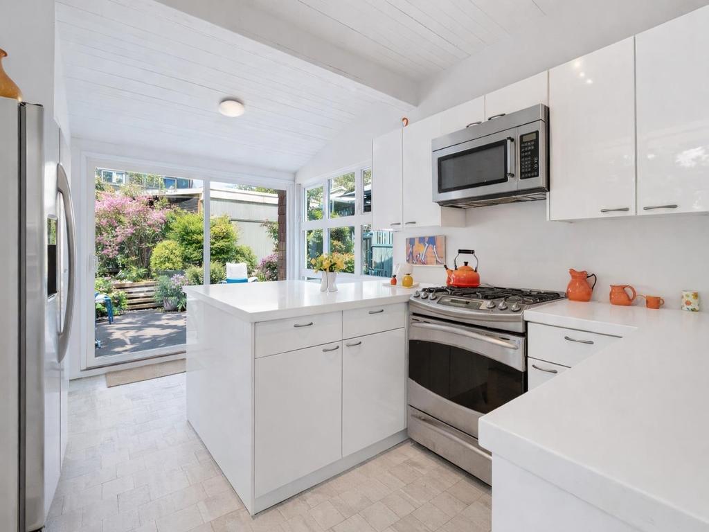 Listing Image for R3084991