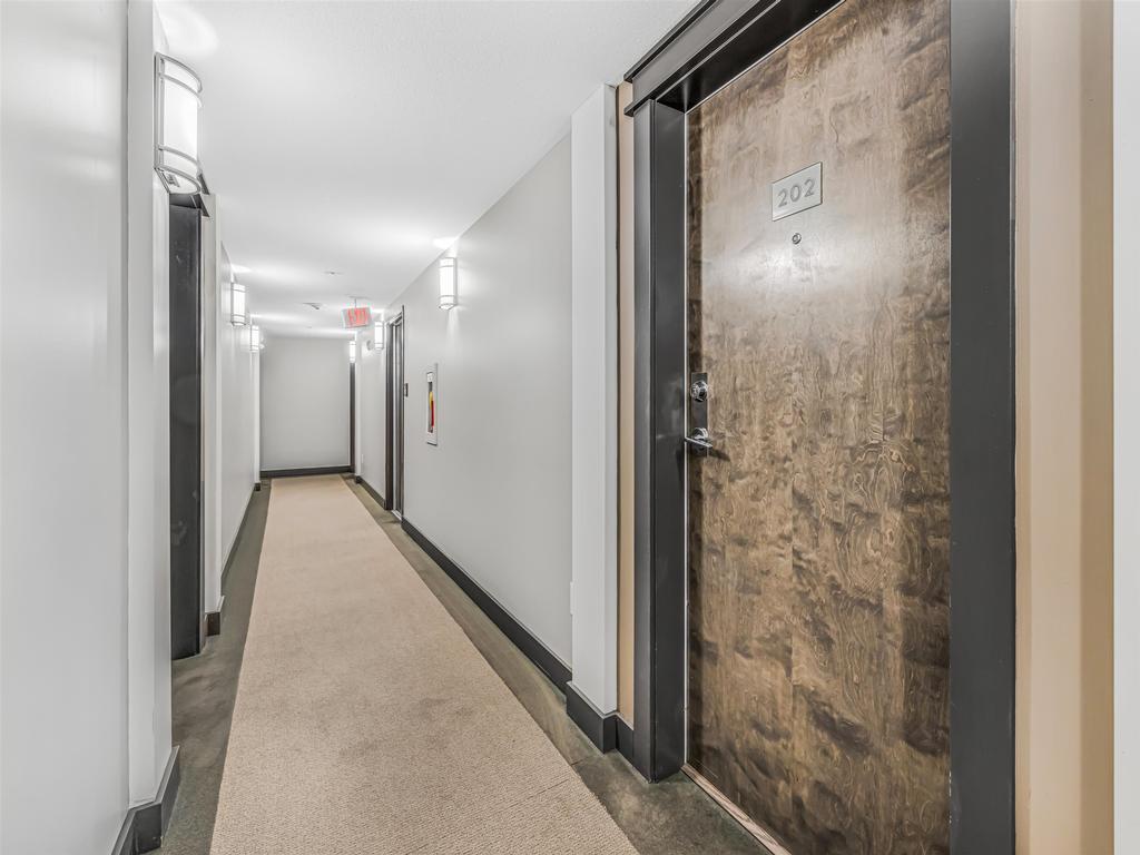 Listing Image for R3085001