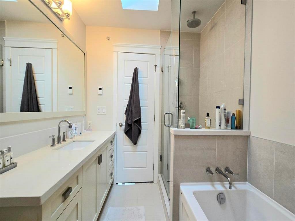 Listing Image for R3085003