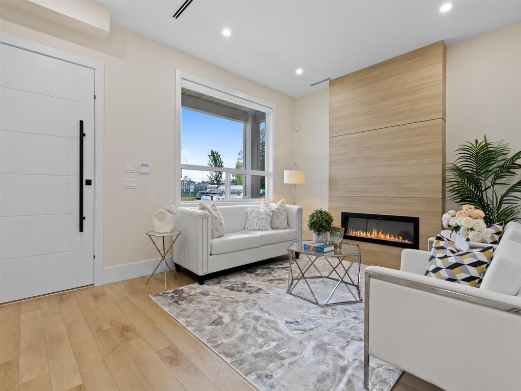 Listing Image for R3085012