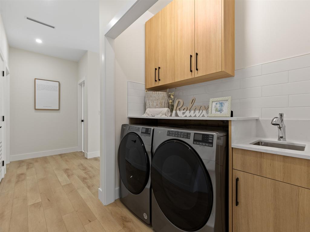 Listing Image for R3085012