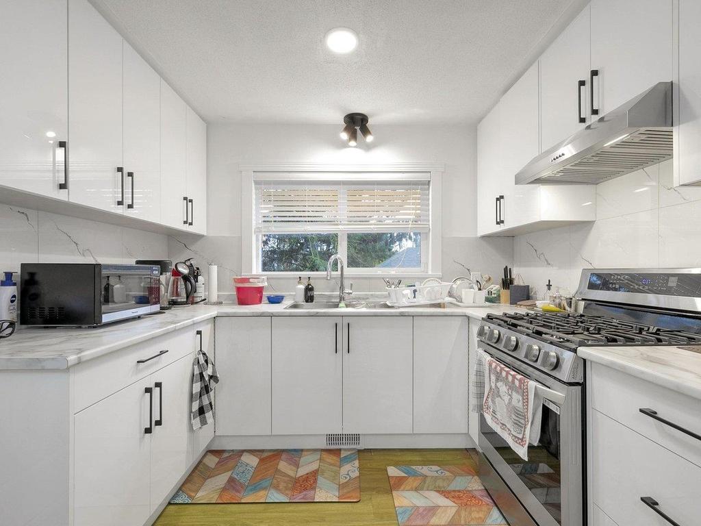 Listing Image for R3085040