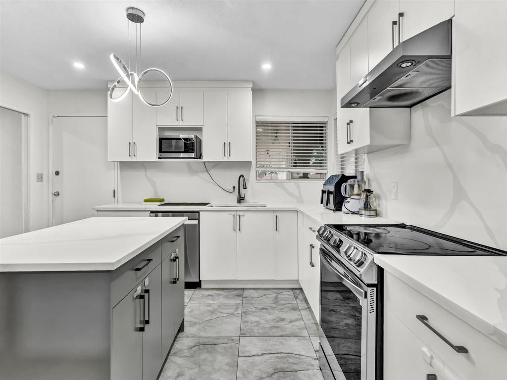 Listing Image for R3085187