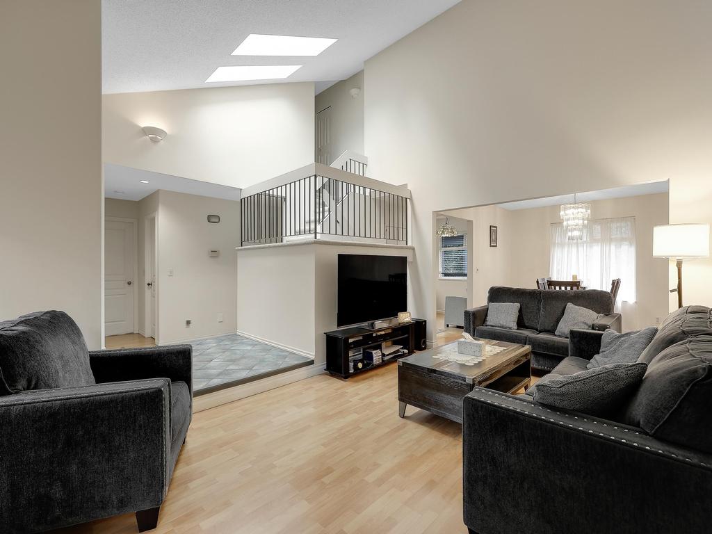 Listing Image for R3085206