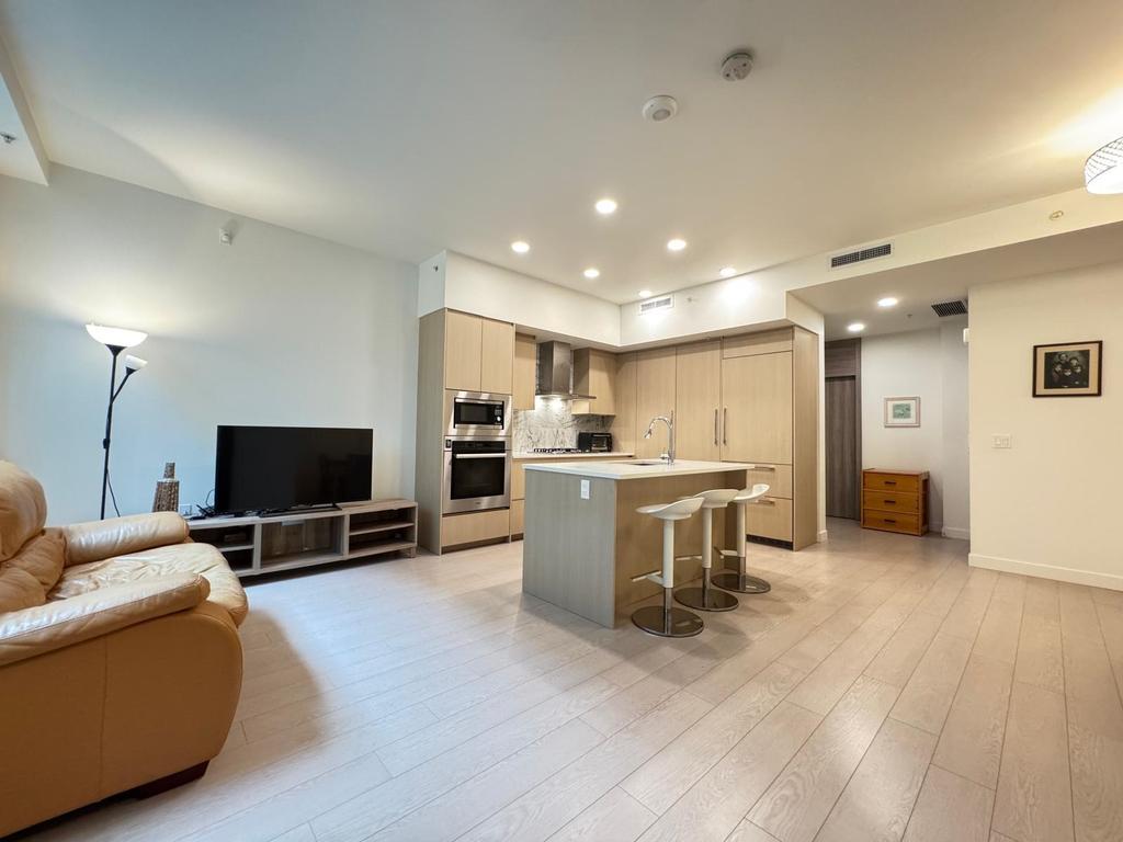 Listing Image for R3085275