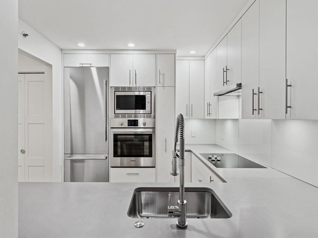 Listing Image for R3085344