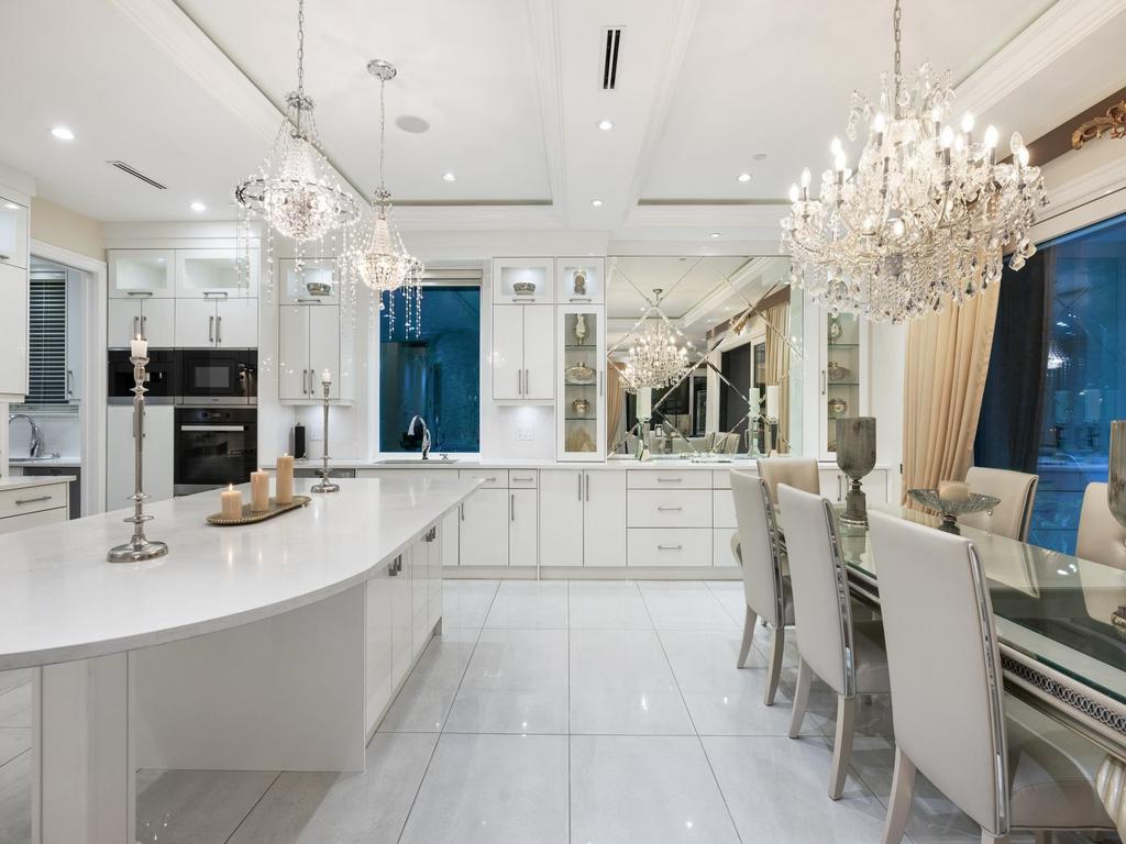 Listing Image for R3085423