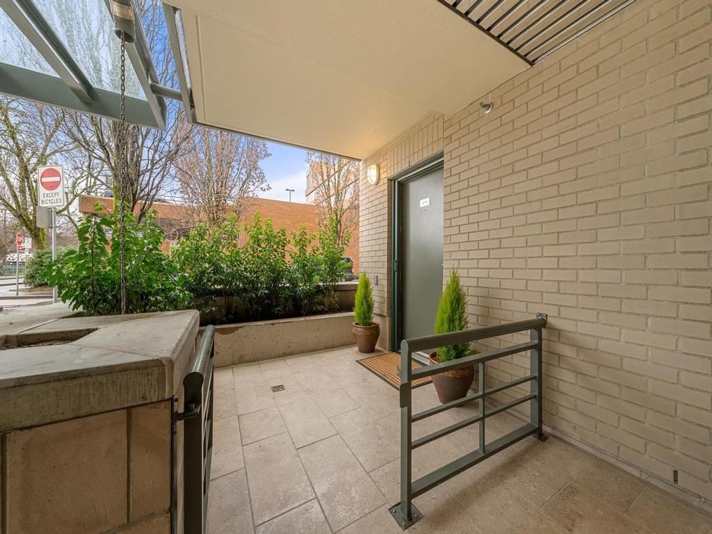 Listing Image for R3085428