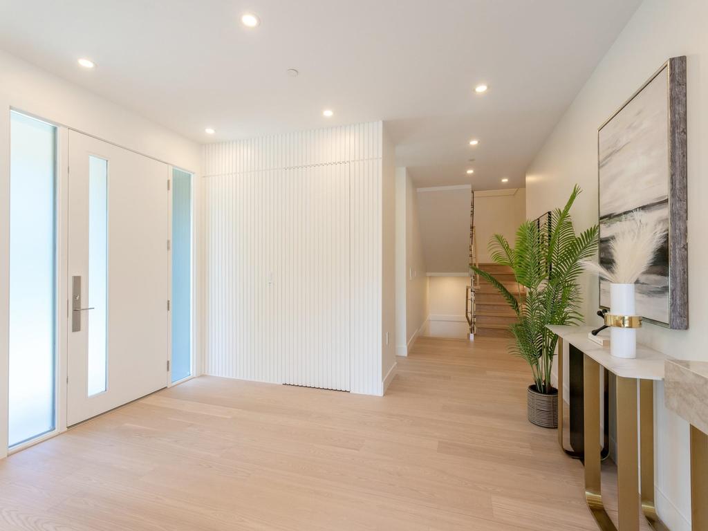 Listing Image for R3085430