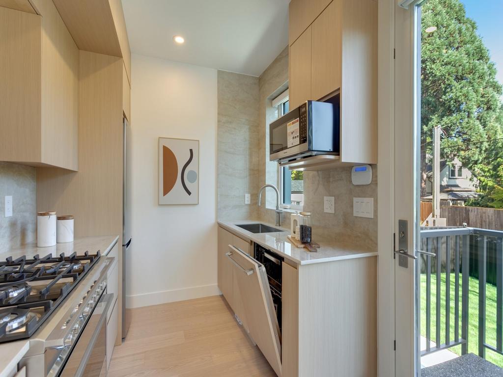 Listing Image for R3085430