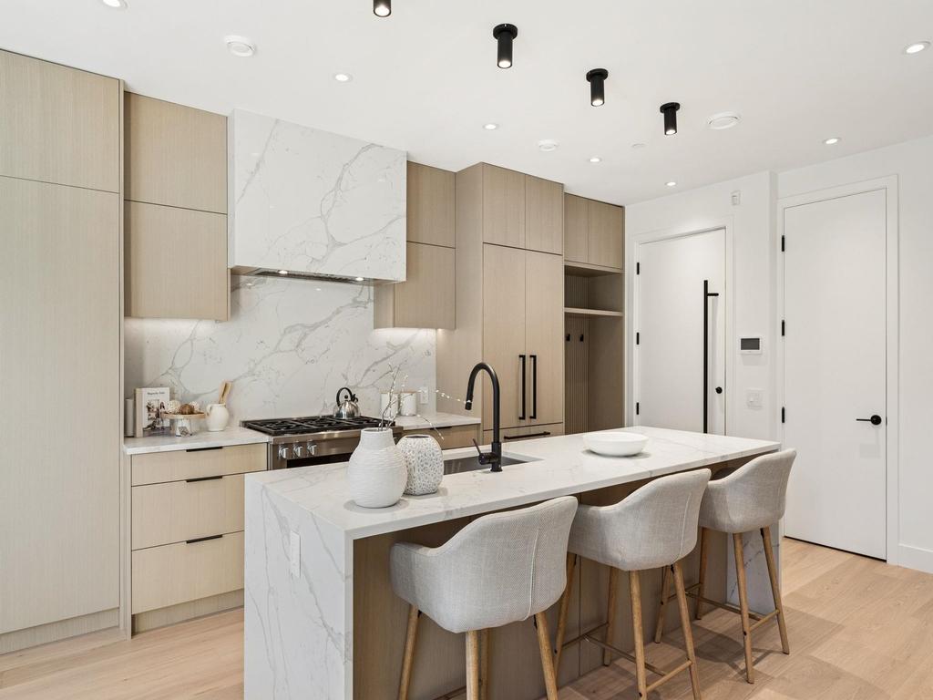 Listing Image for R3085464