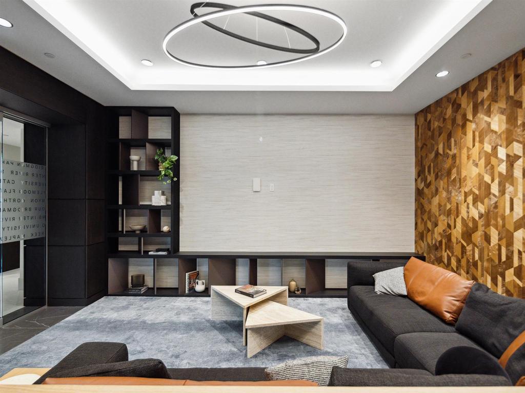 Listing Image for R3085536