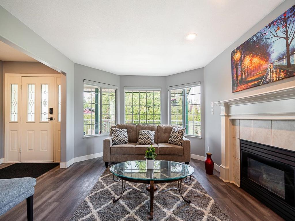 Listing Image for R3085585