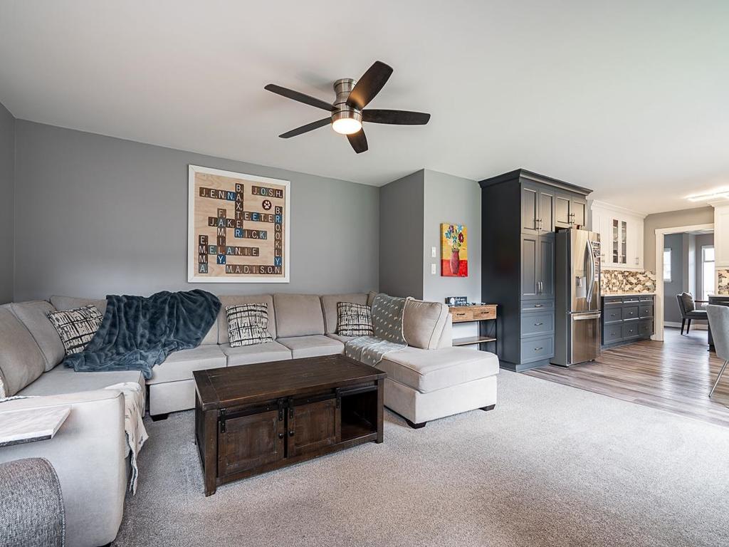 Listing Image for R3085585