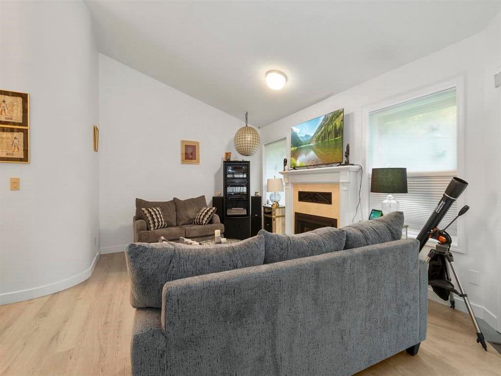 Listing Image for R3085586