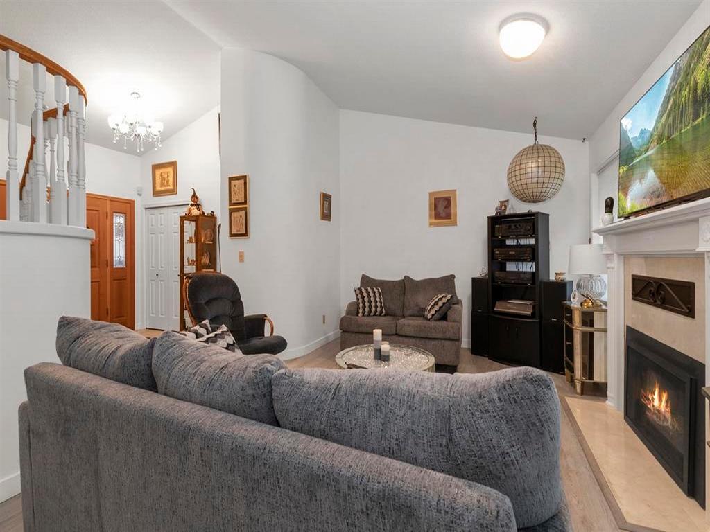 Listing Image for R3085586