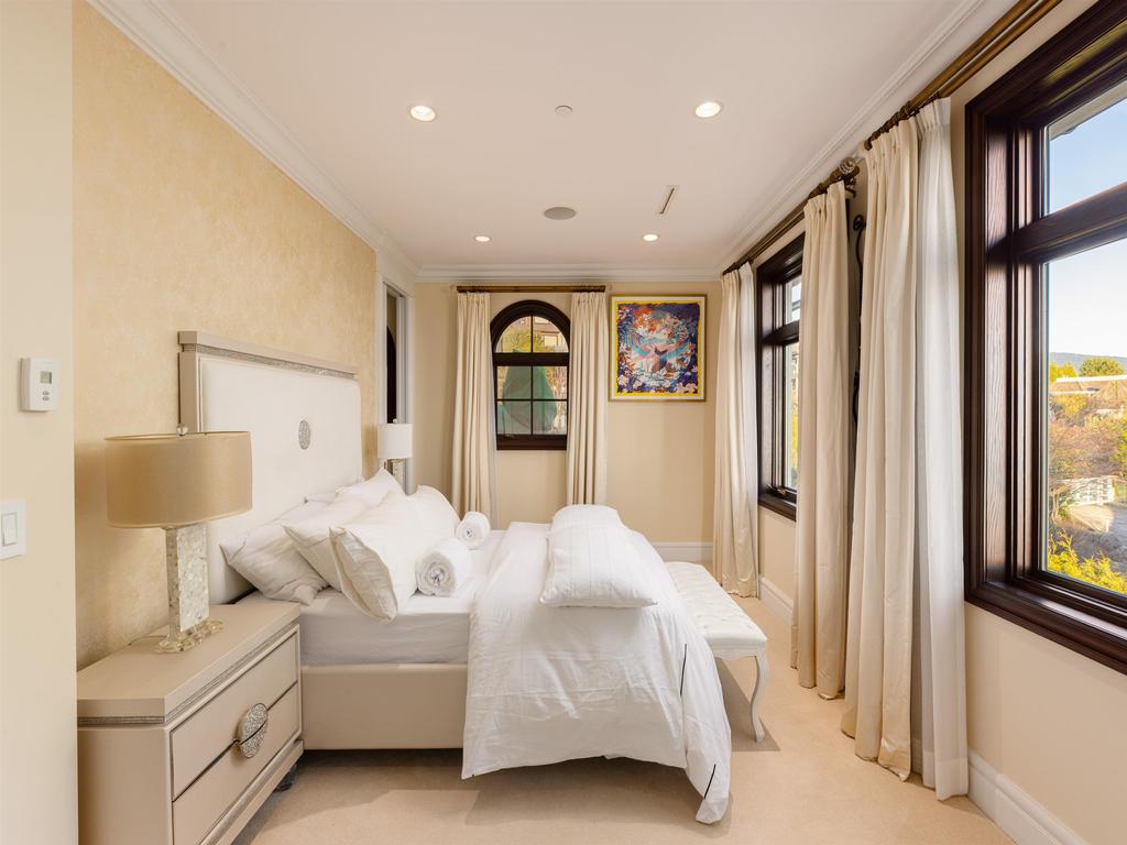 Listing Image for R3085592