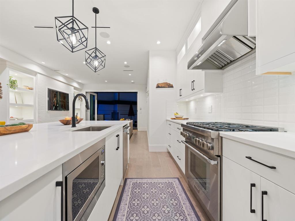 Listing Image for R3085599