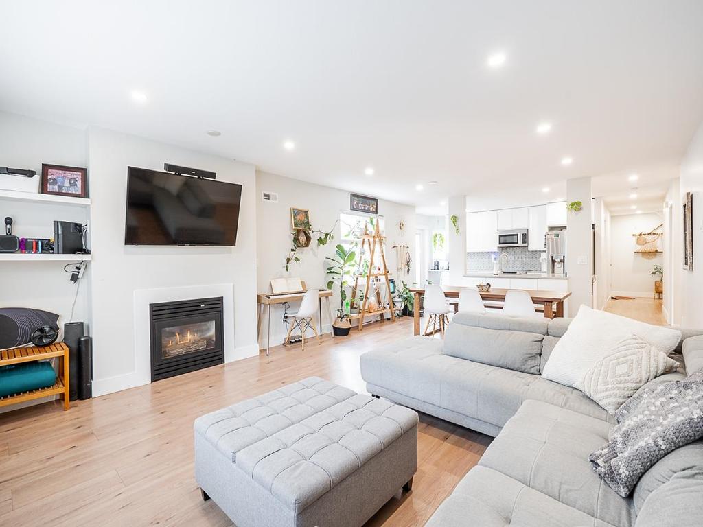 Listing Image for R3085656