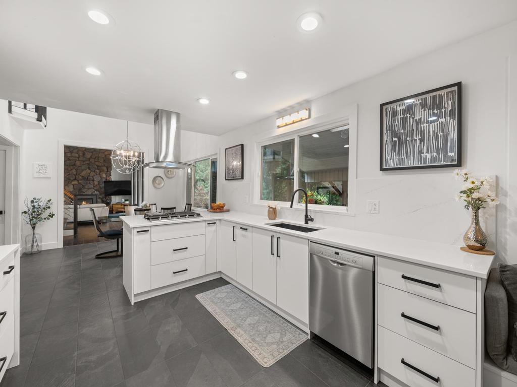 Listing Image for R3085730