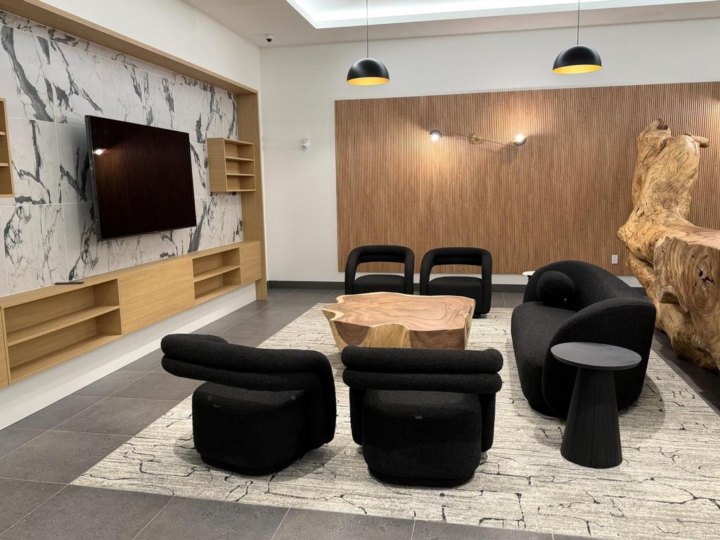 Listing Image for R3085810