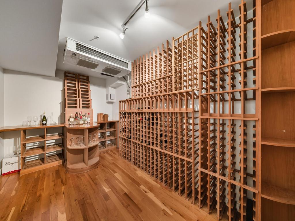 Listing Image for R3085827