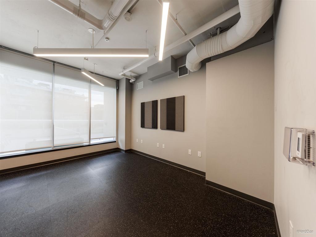 Listing Image for R3085828