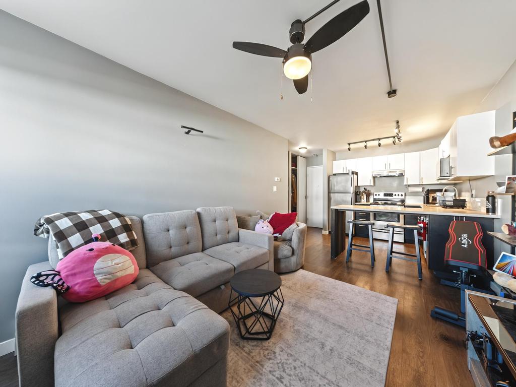 Listing Image for R3085833