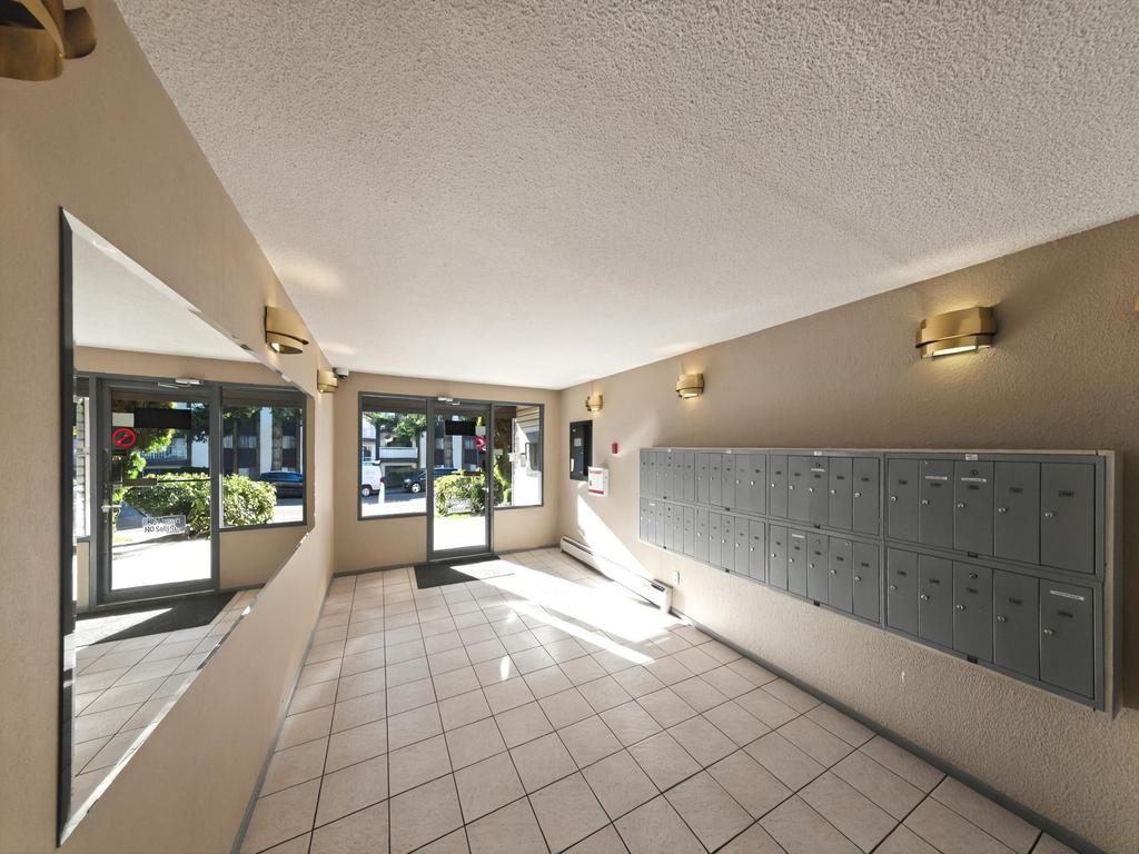 Listing Image for R3085833
