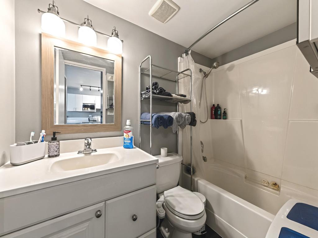 Listing Image for R3085833