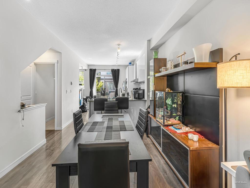 Listing Image for R3085843