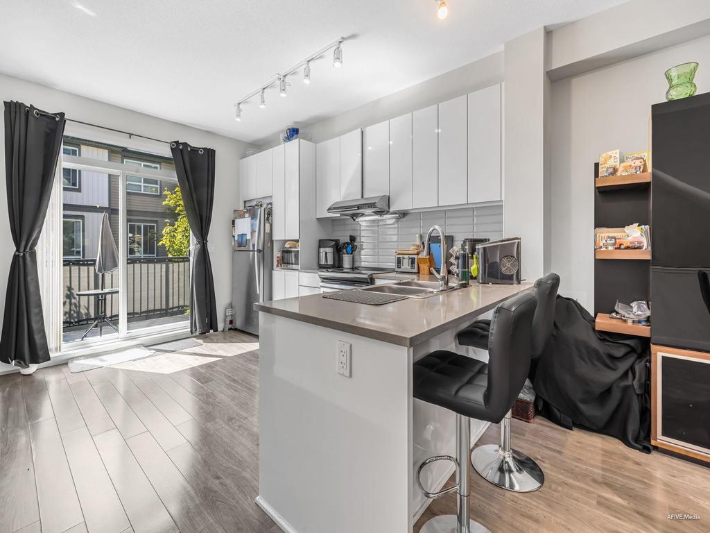 Listing Image for R3085843