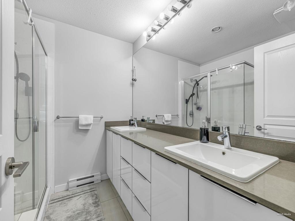 Listing Image for R3085843