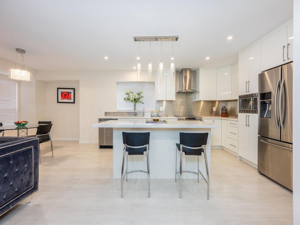 Listing Image for R3085854