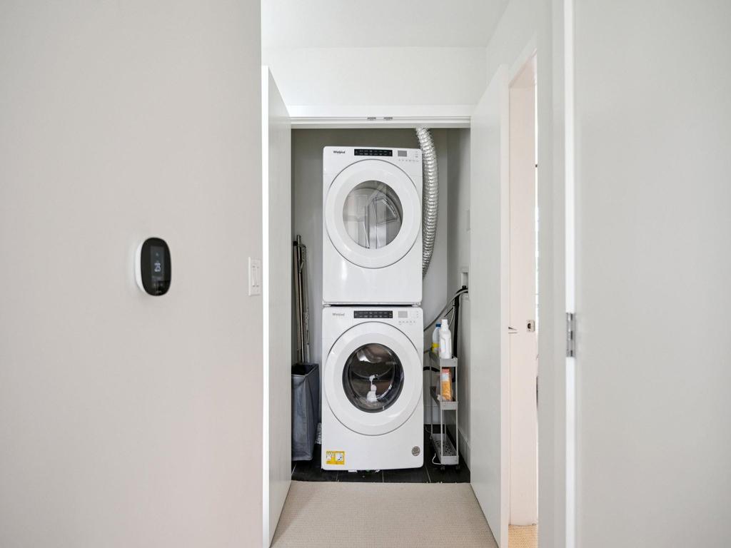 Listing Image for R3085858