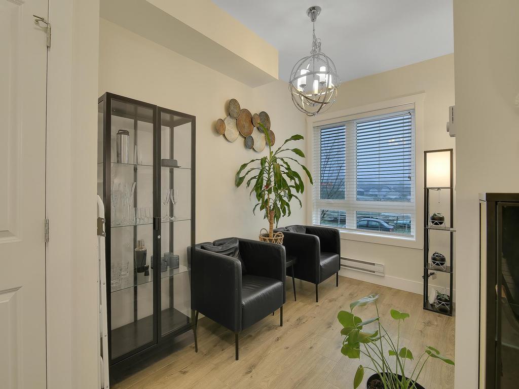 Listing Image for R3085861