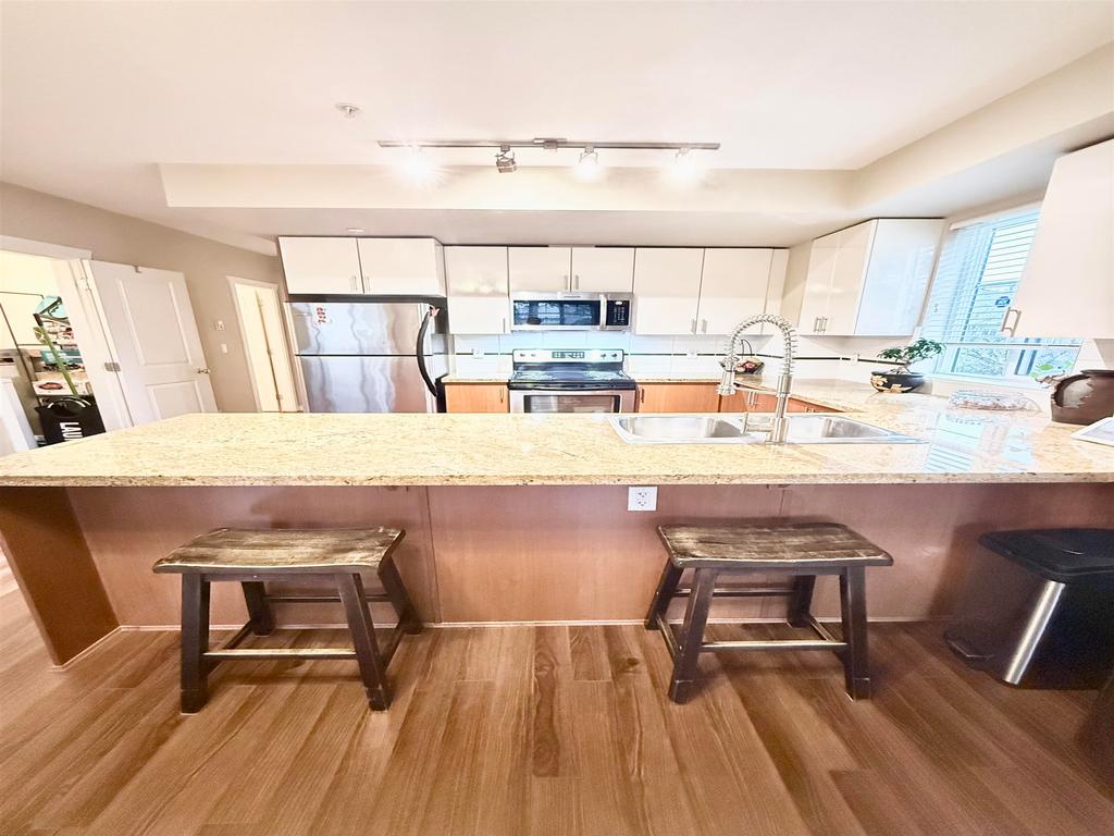 Listing Image for R3085930